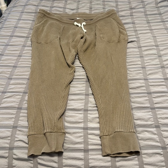 Maternity waffle jogger pants - Picture 2 of 3